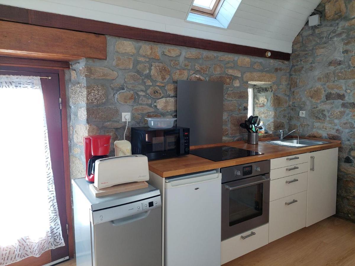 Holiday Home In Plouarzel Exterior foto